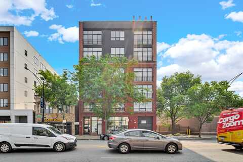 6135 N Broadway Street, Chicago, IL 60660