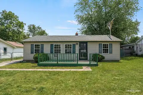 812 S Sumner Avenue, Aurora, IL 60505