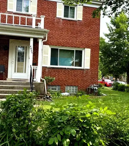 4825 Davis Street, Skokie, IL 60077