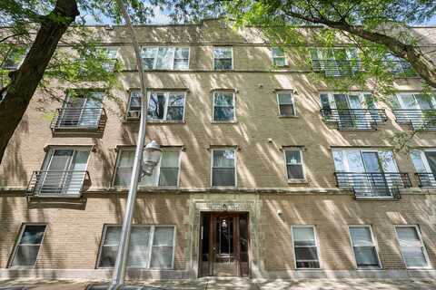 2554 W Rosemont Avenue, Chicago, IL 60659