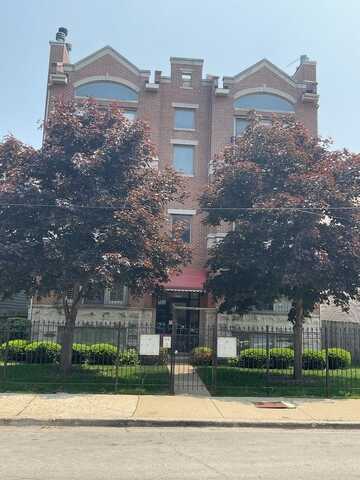 4227 S CHAMPLAIN Avenue, Chicago, IL 60653