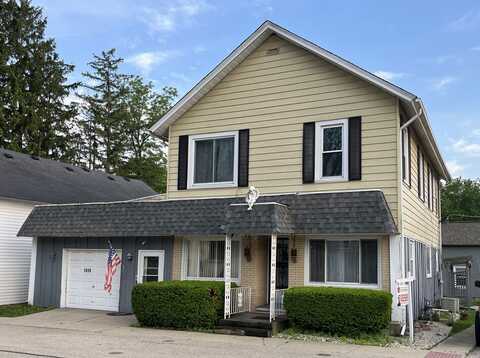 1919 Main Street Road, Spring Grove, IL 60081
