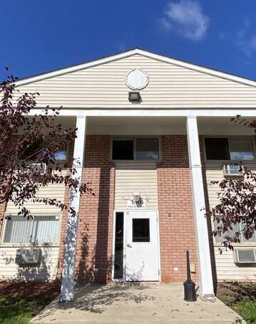 690 Marilyn Avenue, Glendale Heights, IL 60139