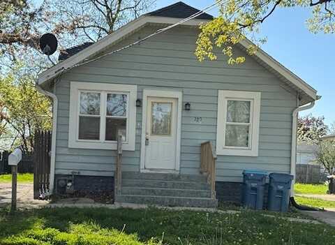 220 N Sumner Avenue, Aurora, IL 60505
