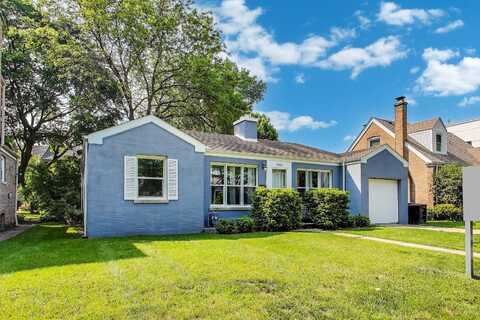 7087 N McAlpin Avenue, Chicago, IL 60646