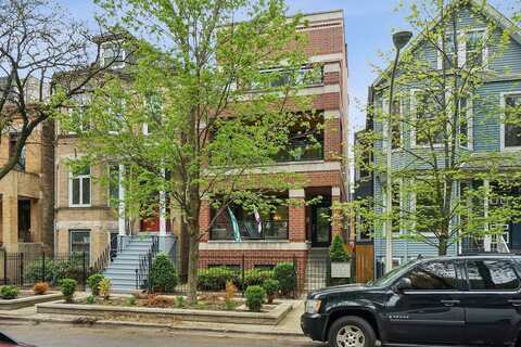 3740 N Kenmore Avenue, Chicago, IL 60613