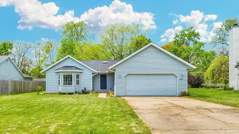 405 Ridge Road, Mahomet, IL 61853
