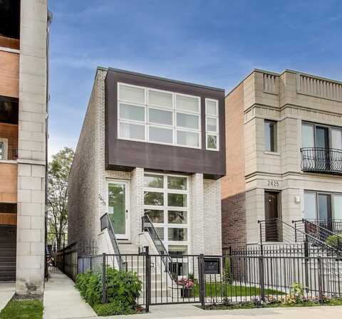 2423 W Erie Street, Chicago, IL 60612
