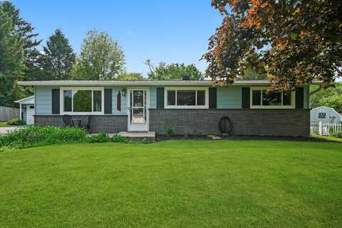 3711 Claremont Road, Johnsburg, IL 60051