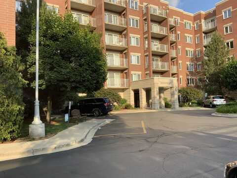 6560 W Diversey Avenue, Chicago, IL 60707
