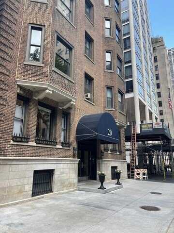 20 E Goethe Street, Chicago, IL 60610