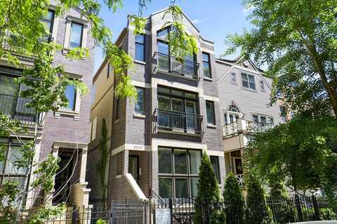 3247 N Racine Avenue, Chicago, IL 60657