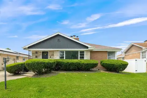 9210 S Mozart Avenue, Evergreen Park, IL 60805