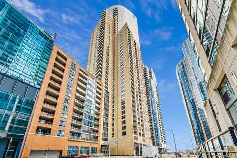 420 E WATERSIDE Drive, Chicago, IL 60601