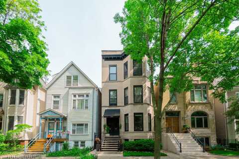 1120 W Oakdale Avenue, Chicago, IL 60657