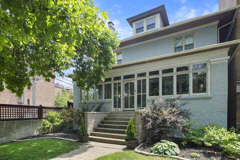 1419 W Birchwood Avenue, Chicago, IL 60626