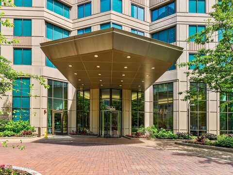 400 N LaSalle Street, Chicago, IL 60610