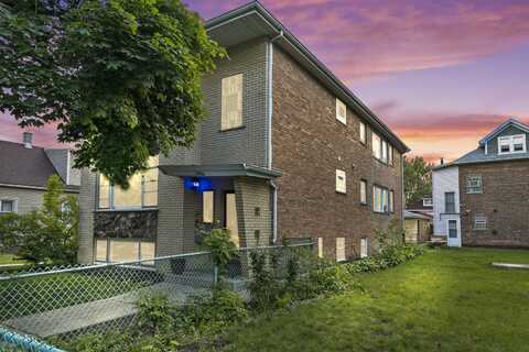 6004 S Keeler Avenue, Chicago, IL 60629
