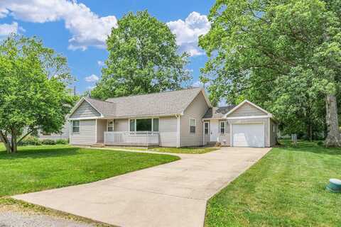 106 W Dunbar Street, Mahomet, IL 61853