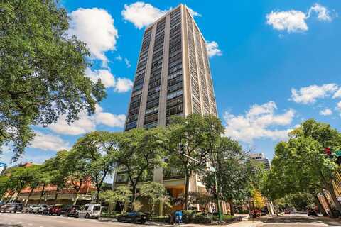 70 W Burton Place, Chicago, IL 60610