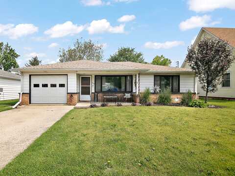 329 W Wood Avenue, Peotone, IL 60468
