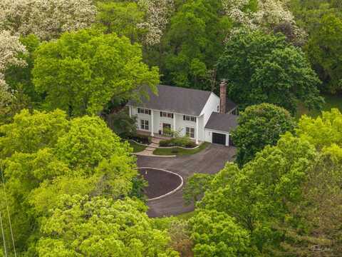 27036 W Miller Road, Lake Barrington, IL 60010