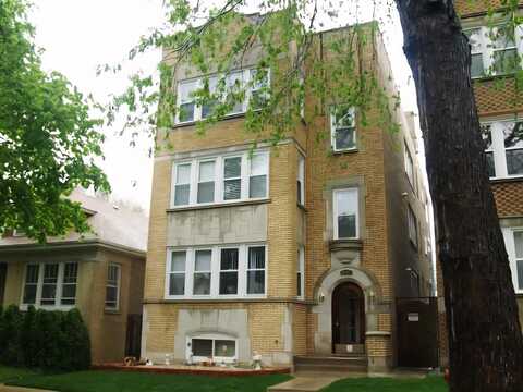 5749 N Spaulding Avenue, Chicago, IL 60659