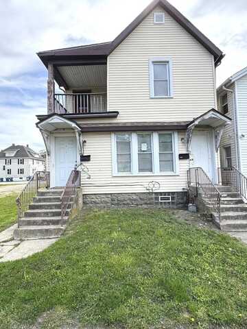 232-236 S 4TH Avenue, Kankakee, IL 60901