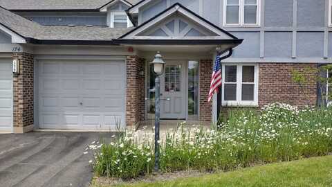 174 Grove Avenue, Des Plaines, IL 60016