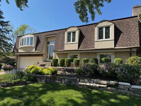416 Trinity Court, Buffalo Grove, IL 60089