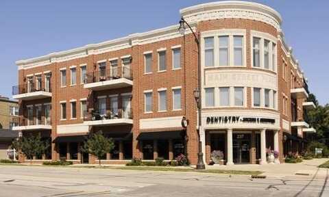 229 S MAIN Street, Lombard, IL 60148