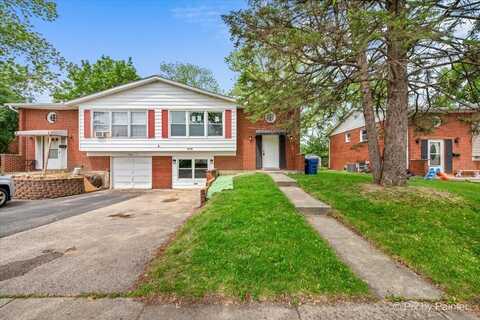 6710 Valley View Road, Hanover Park, IL 60133