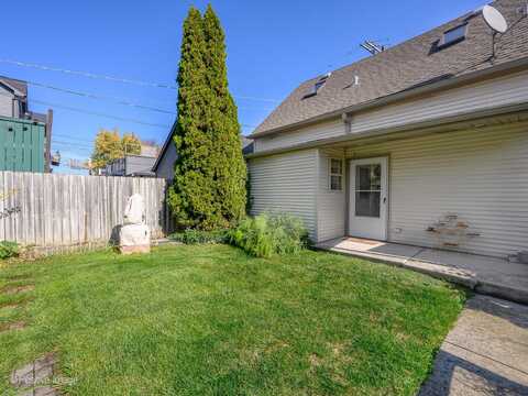 2833 N Francisco Avenue, Chicago, IL 60618
