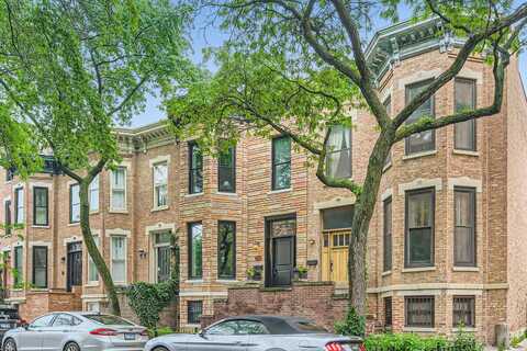 2153 N Sedgwick Street, Chicago, IL 60614