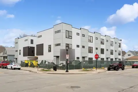 944 Beloit Avenue, Forest Park, IL 60130