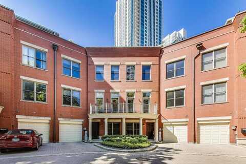 410 N CLINTON Street, Chicago, IL 60654