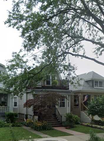 5650 W Giddings Street, Chicago, IL 60630