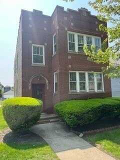 4979 N Kolmar Avenue, Chicago, IL 60630