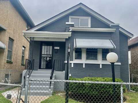 9549 S Calumet Avenue, Chicago, IL 60628