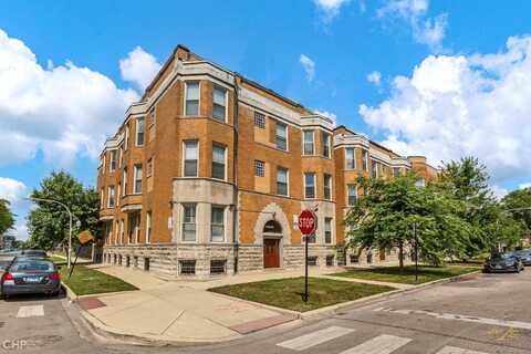 4858 S Prairie Avenue, Chicago, IL 60615