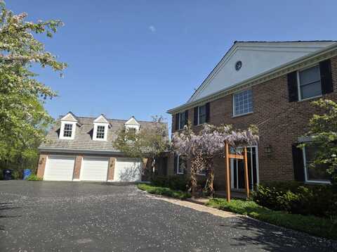 1745 Telegraph Road, Bannockburn, IL 60015