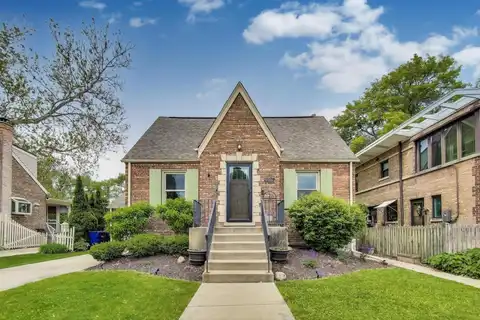 9906 S Saint Louis Avenue, Evergreen Park, IL 60805