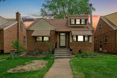 9435 Central Avenue, Oak Lawn, IL 60453