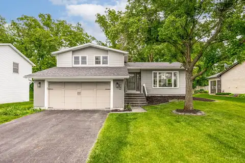 936 N Ashbury Avenue, Bolingbrook, IL 60440