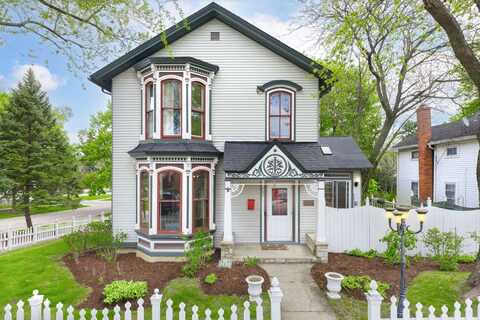 203 High Street, West Chicago, IL 60185