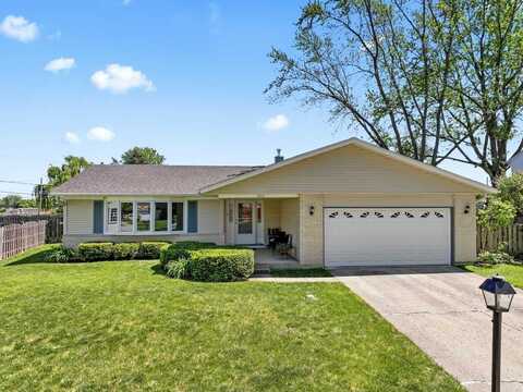 1805 E Tano Lane, Mount Prospect, IL 60056