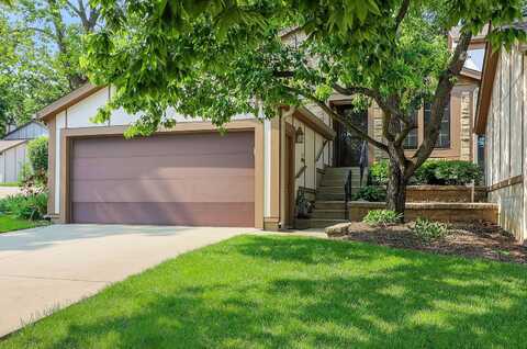 1149 Wheaton Oaks Drive, Wheaton, IL 60187
