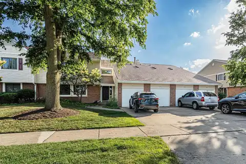 143 W FABISH Drive, Buffalo Grove, IL 60089