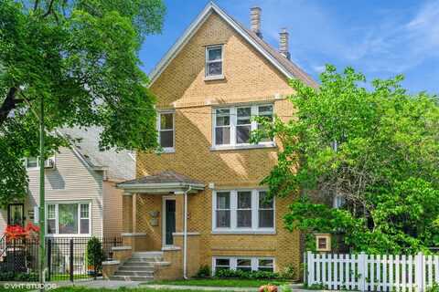 2524 W Lyndale Street, Chicago, IL 60647