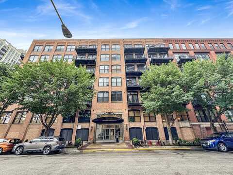 520 W Huron Street, Chicago, IL 60610